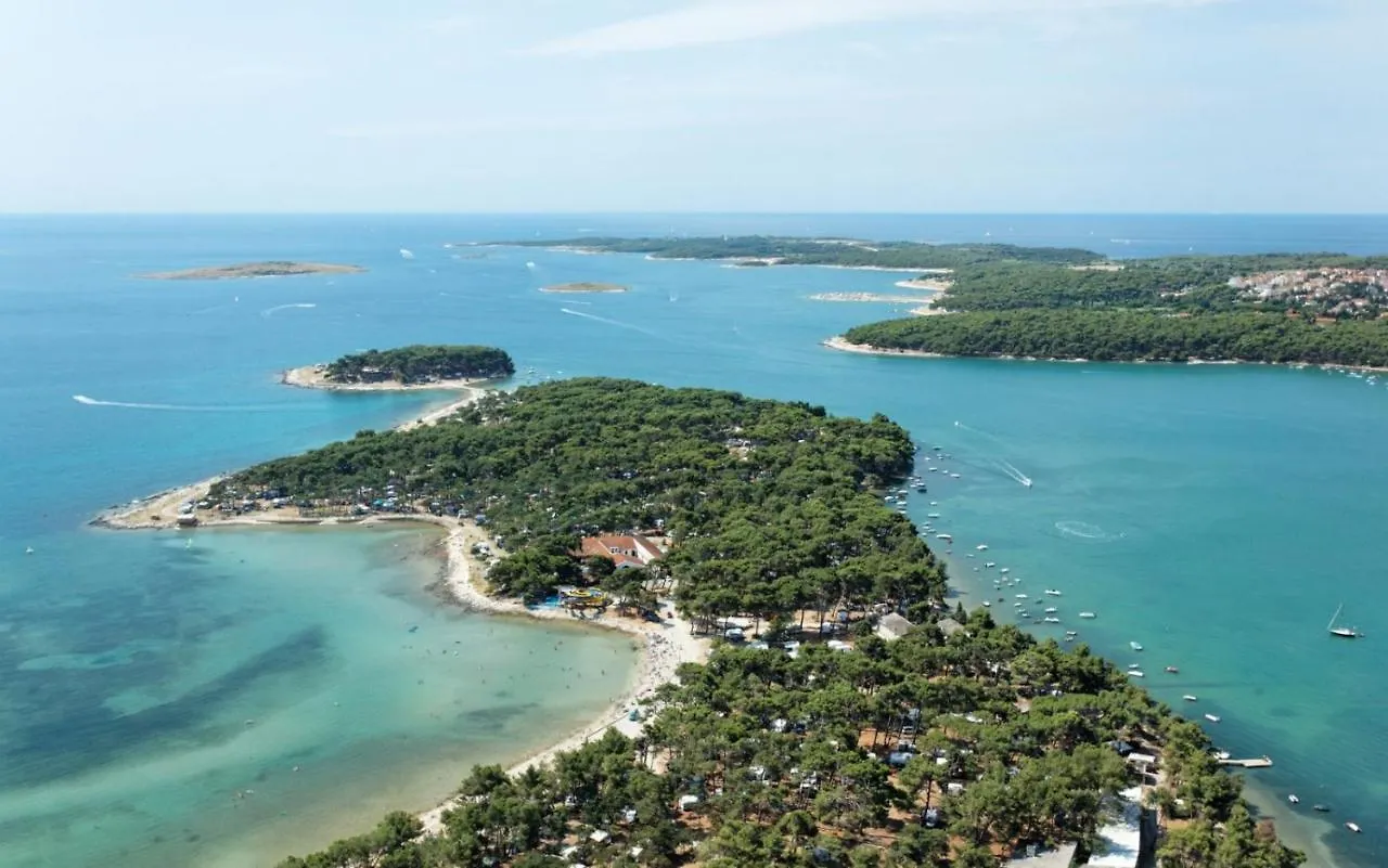 Apartment In Medulin With Terrace, Air Conditioning, W-Lan, Washing Machine 5158-1 Croatia