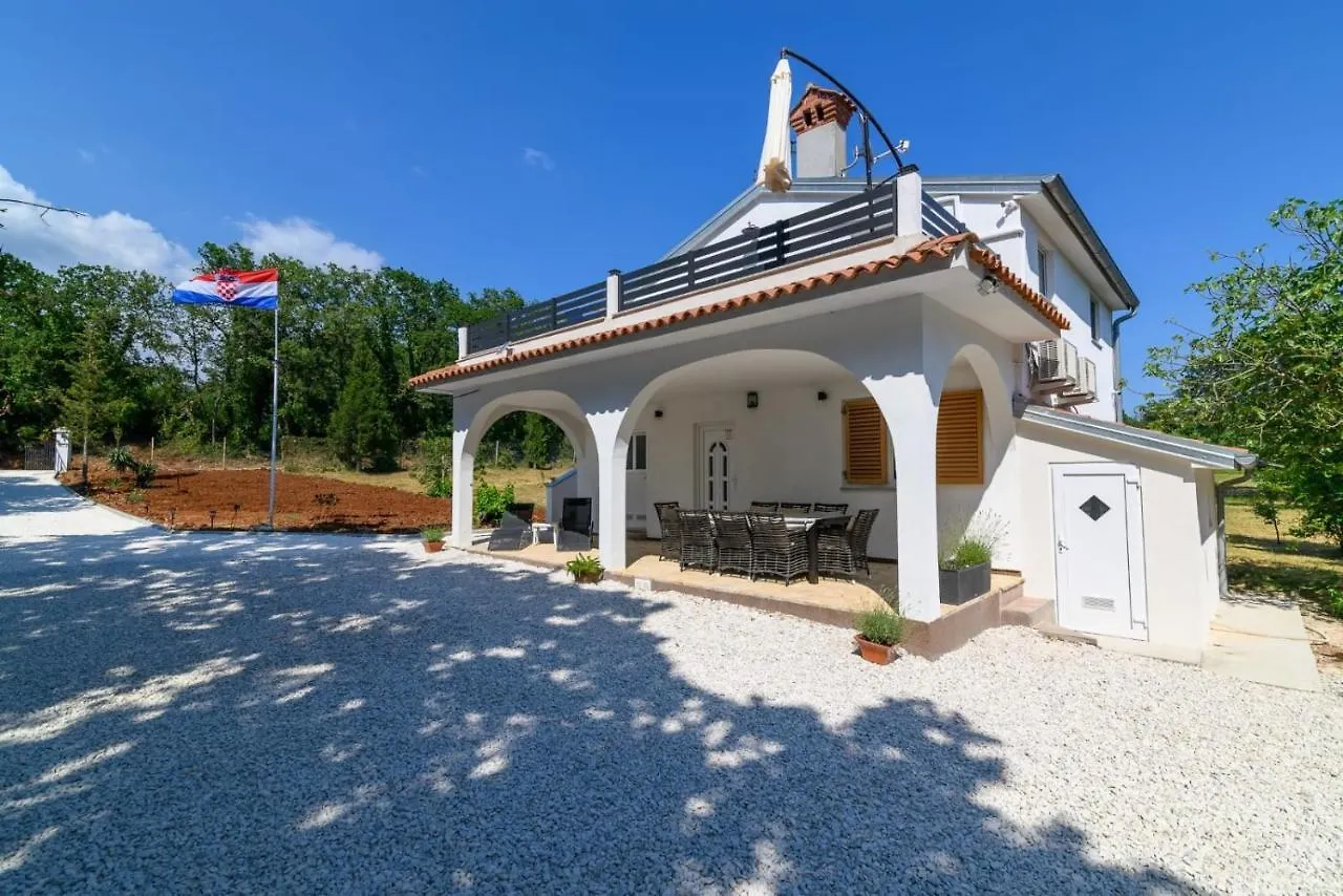Apartment In Medulin With Terrace, Air Conditioning, W-Lan, Washing Machine 5158-1 0*,  Croatia
