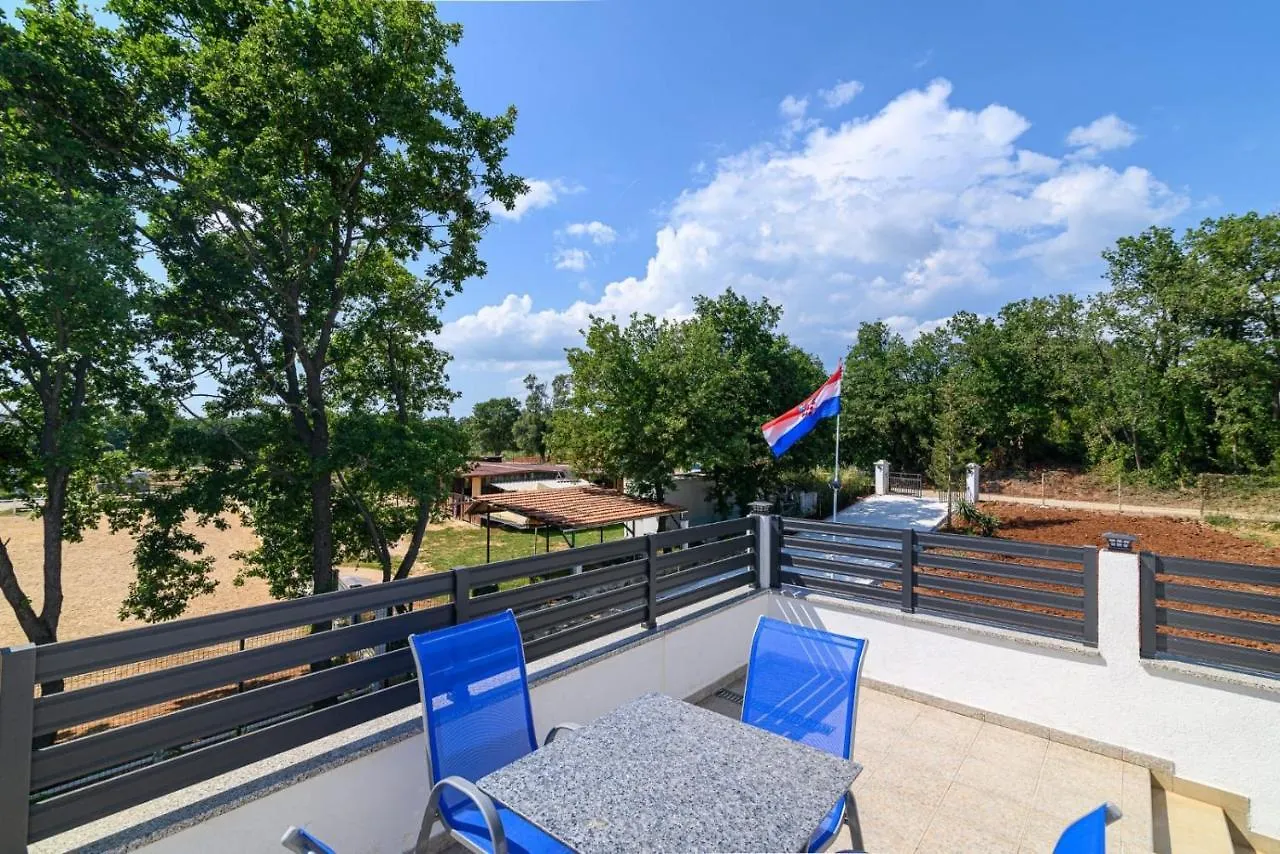 Apartment In Medulin With Terrace, Air Conditioning, W-Lan, Washing Machine 5158-1