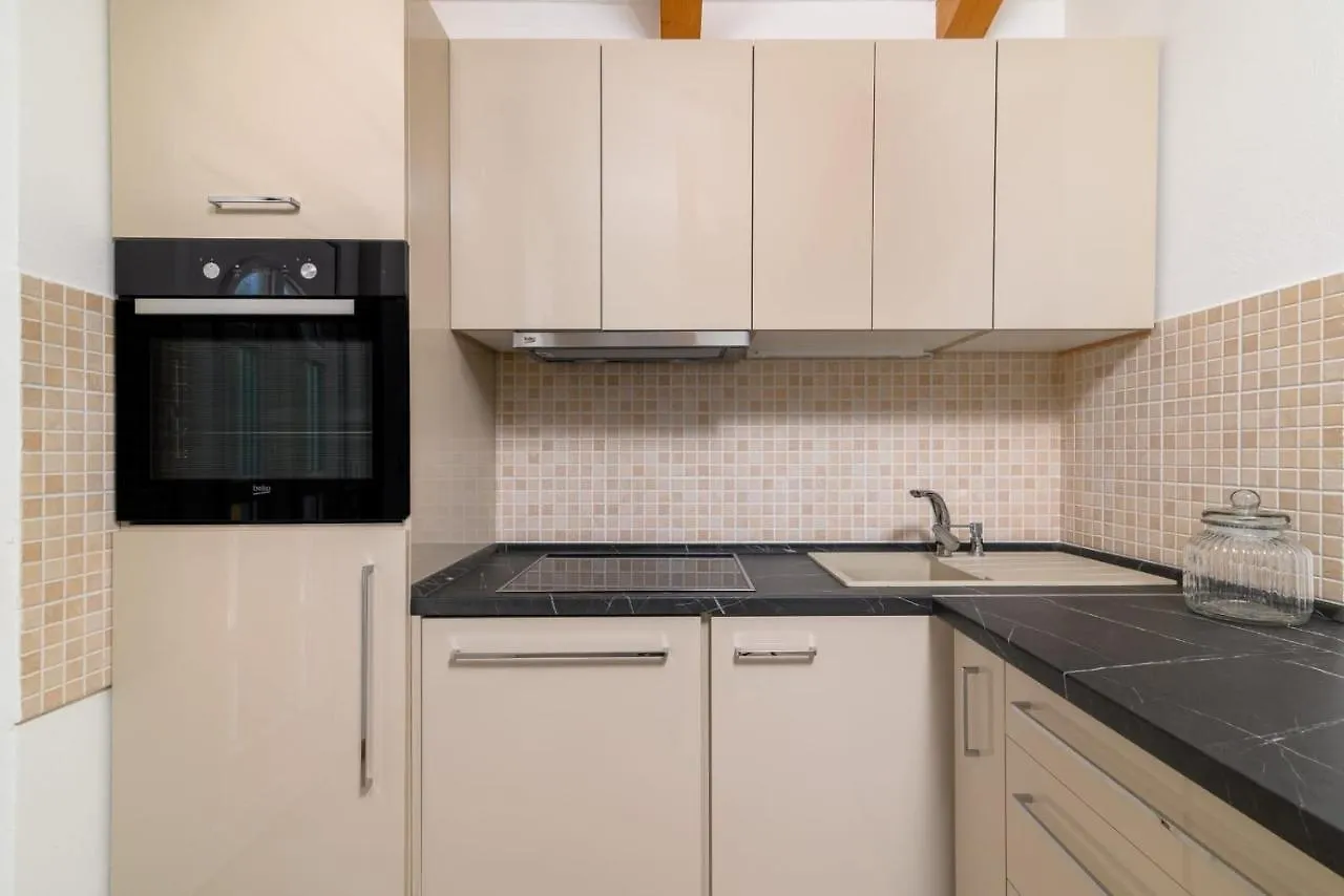 Apartment In Medulin With Terrace, Air Conditioning, W-Lan, Washing Machine 5158-1