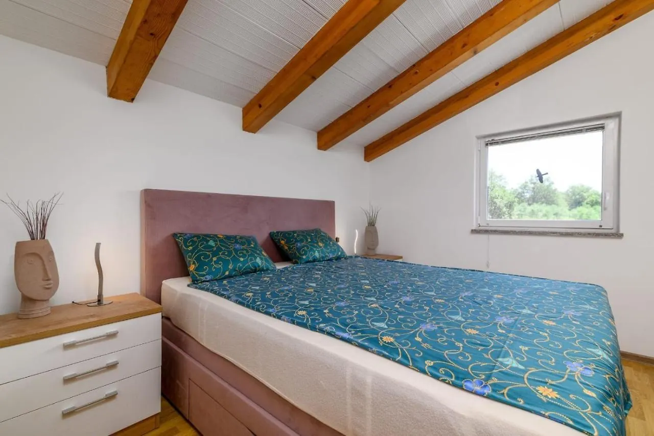 Apartment In Medulin With Terrace, Air Conditioning, W-Lan, Washing Machine 5158-1
